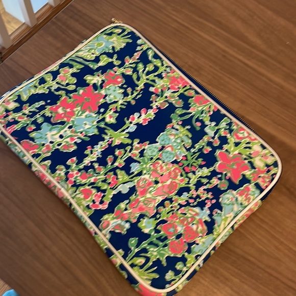 Lilly Pulitzer Laptop Sleeve-New - Picture 6 of 8
